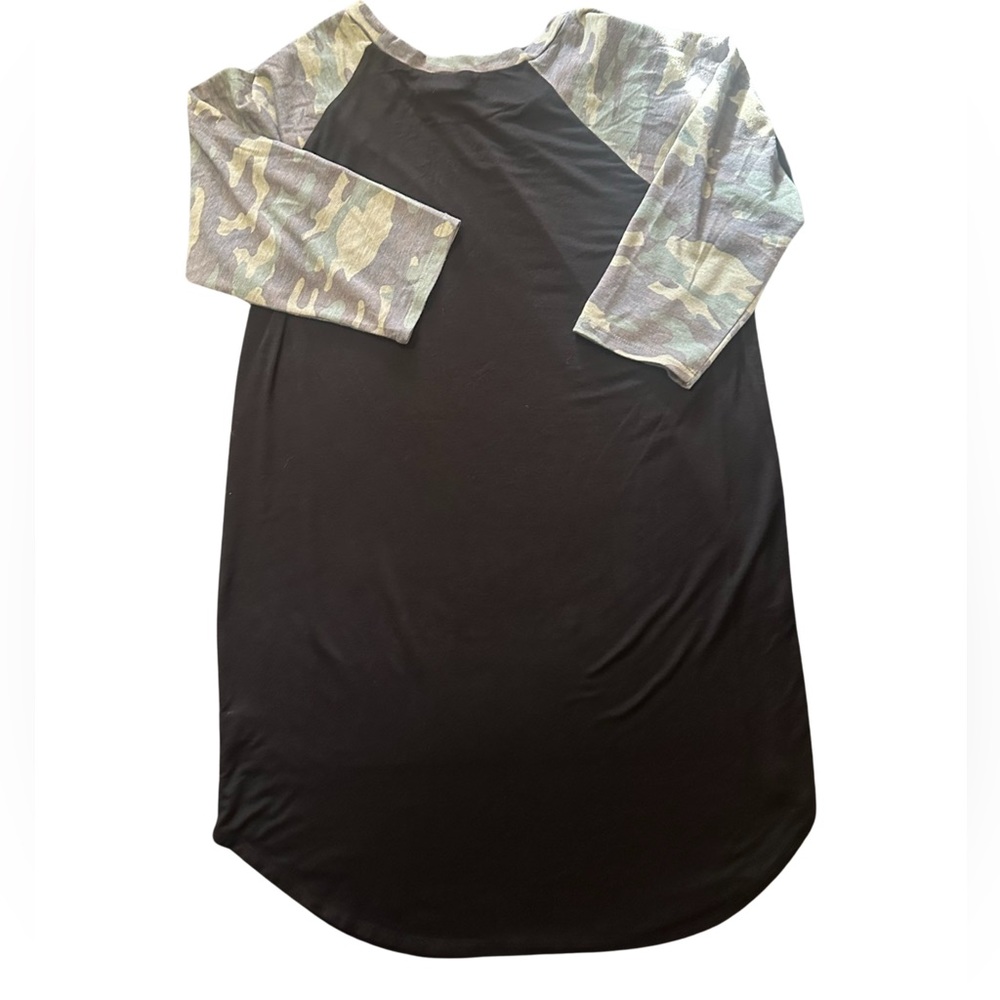 Hippie Chic U.S.A. 3/4 sleeve camo/black dress. Very soft and flattering.